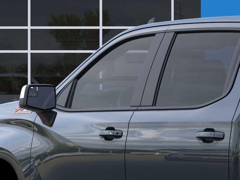Chevrolet Silverado 1500 Vehicle Full-screen Gallery Image 12