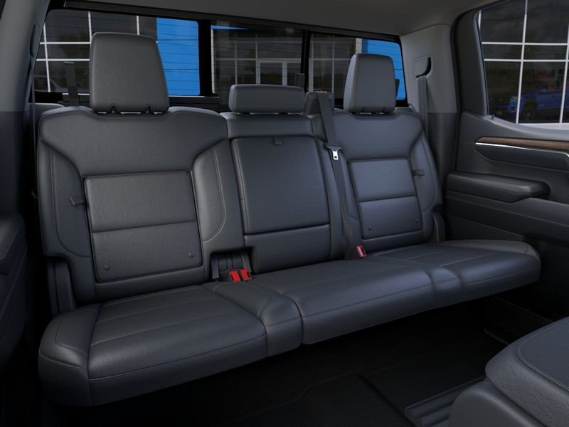 Chevrolet Silverado 1500 Vehicle Full-screen Gallery Image 17