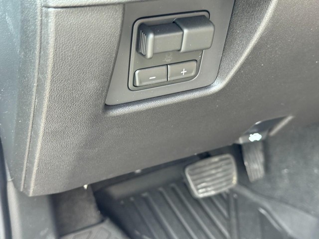 2026 Chevrolet Colorado LT - Photo 13