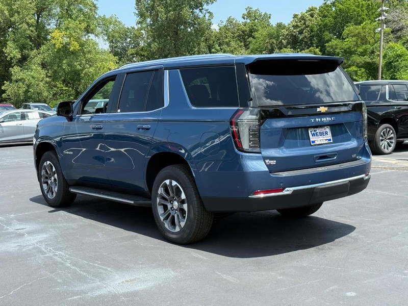 Chevrolet Tahoe Vehicle Full-screen Gallery Image 3