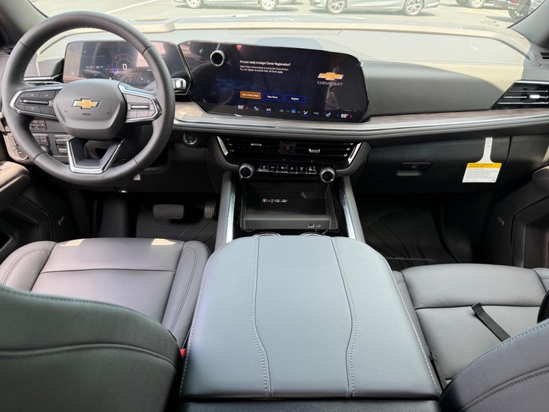 Chevrolet Tahoe Vehicle Full-screen Gallery Image 8