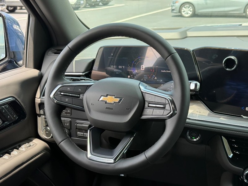 Chevrolet Tahoe Vehicle Full-screen Gallery Image 9