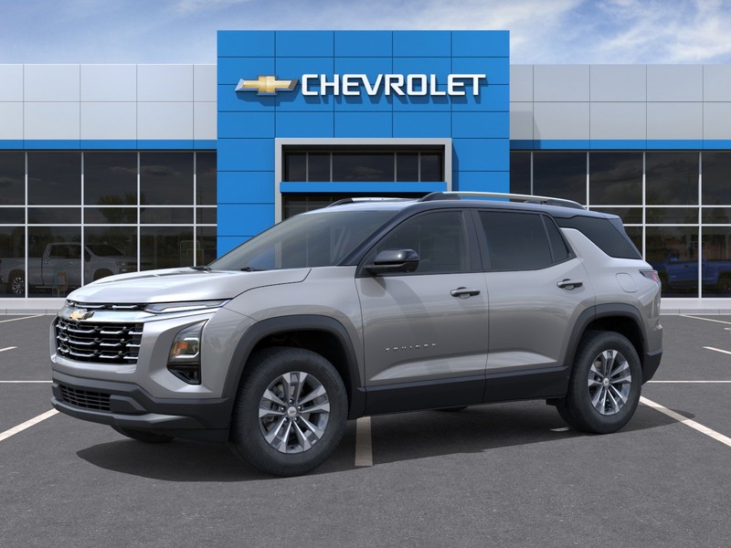 Chevrolet Equinox Vehicle Full-screen Gallery Image 2