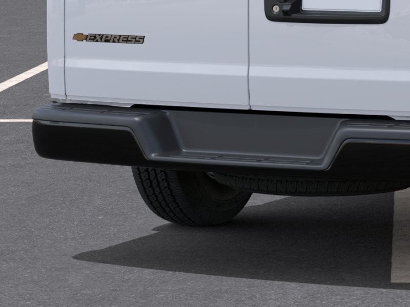 Chevrolet Express Cargo Van Vehicle Full-screen Gallery Image 14