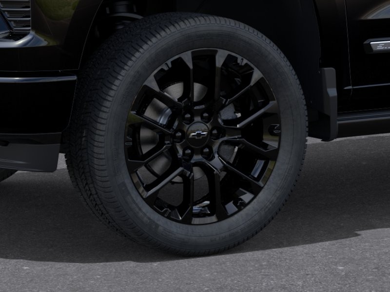 Chevrolet Silverado 1500 Vehicle Full-screen Gallery Image 9