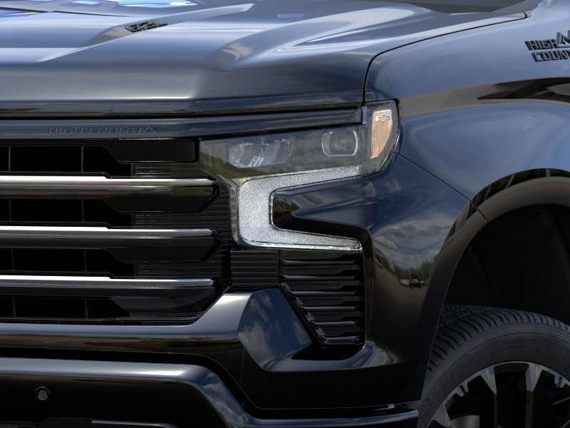 Chevrolet Silverado 1500 Vehicle Full-screen Gallery Image 10