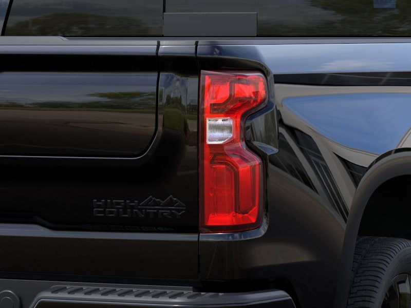 Chevrolet Silverado 1500 Vehicle Full-screen Gallery Image 11