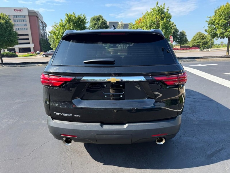 Chevrolet Traverse Vehicle Full-screen Gallery Image 7