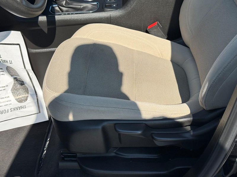 Chevrolet Traverse Vehicle Full-screen Gallery Image 18
