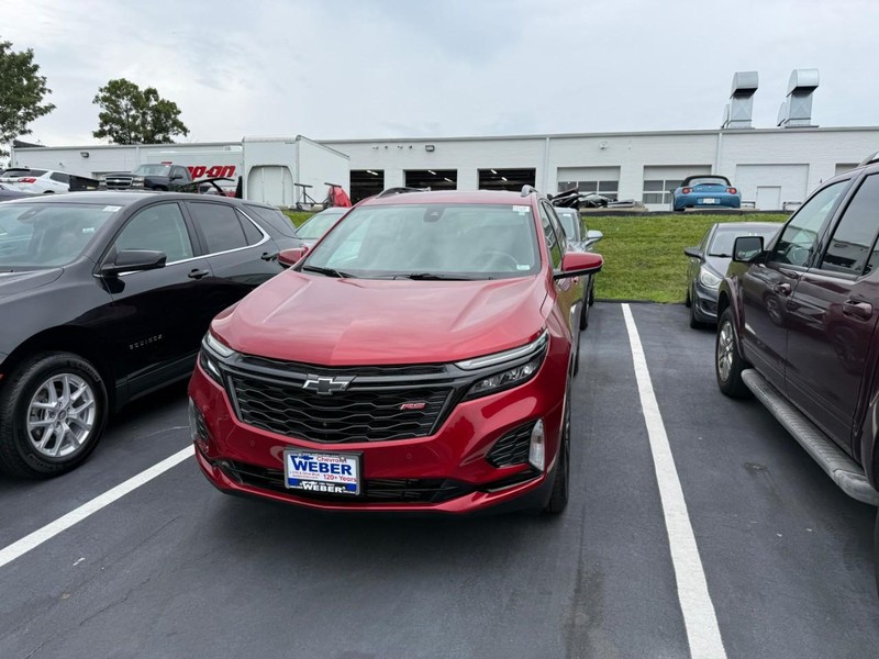 Chevrolet Equinox Vehicle Full-screen Gallery Image 4