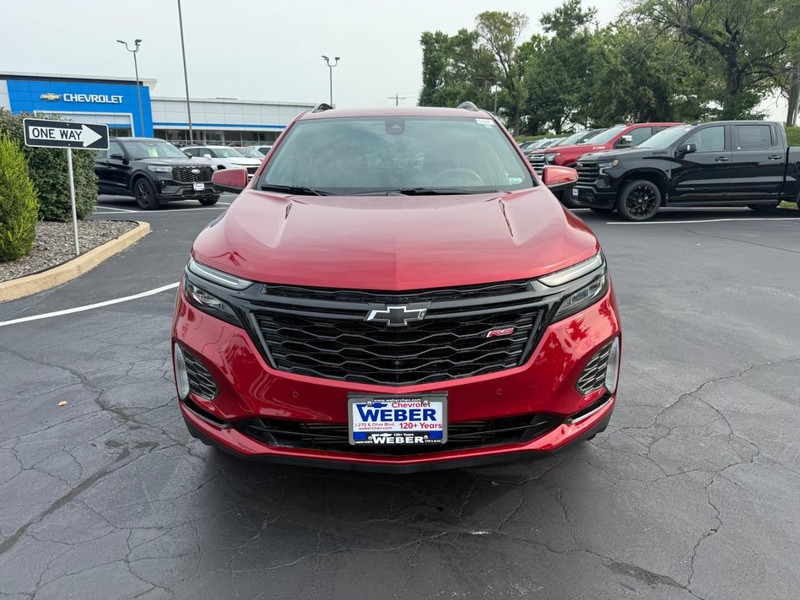 Chevrolet Equinox Vehicle Full-screen Gallery Image 10