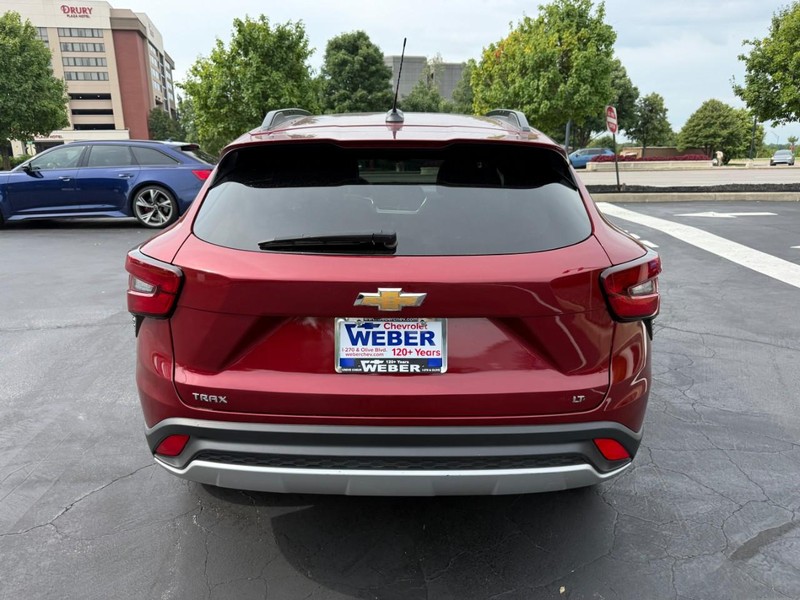 Chevrolet Trax Vehicle Full-screen Gallery Image 6