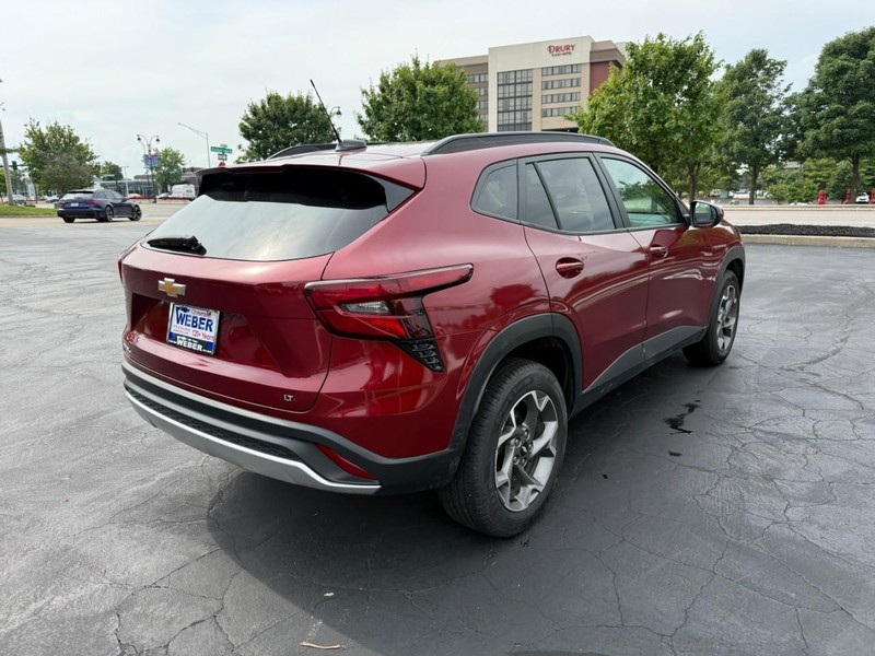 Chevrolet Trax Vehicle Full-screen Gallery Image 7