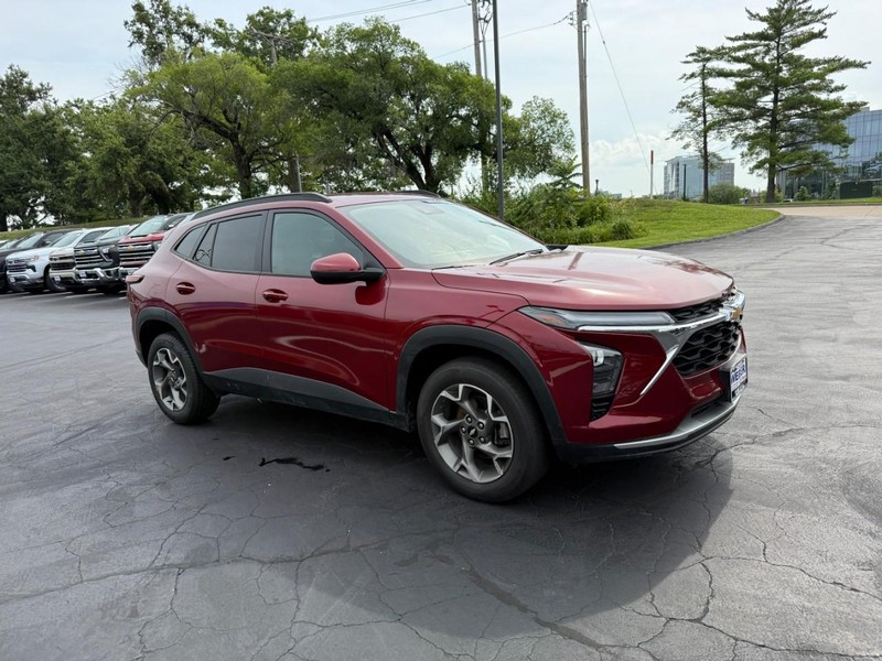 Chevrolet Trax Vehicle Full-screen Gallery Image 8