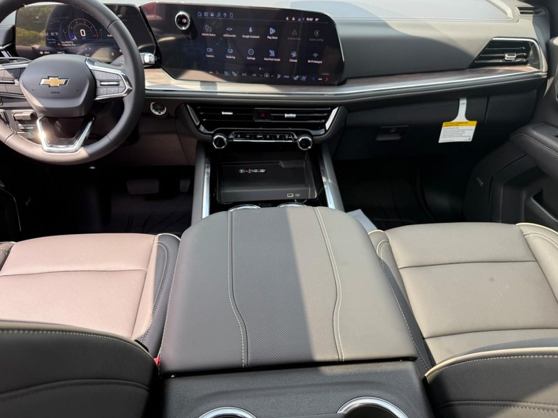 Chevrolet Tahoe Vehicle Full-screen Gallery Image 8