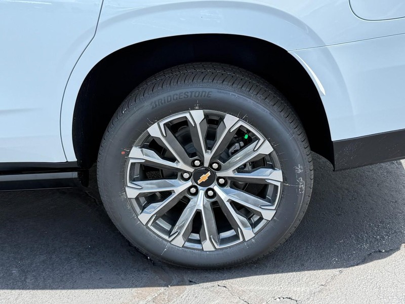 Chevrolet Tahoe Vehicle Full-screen Gallery Image 4
