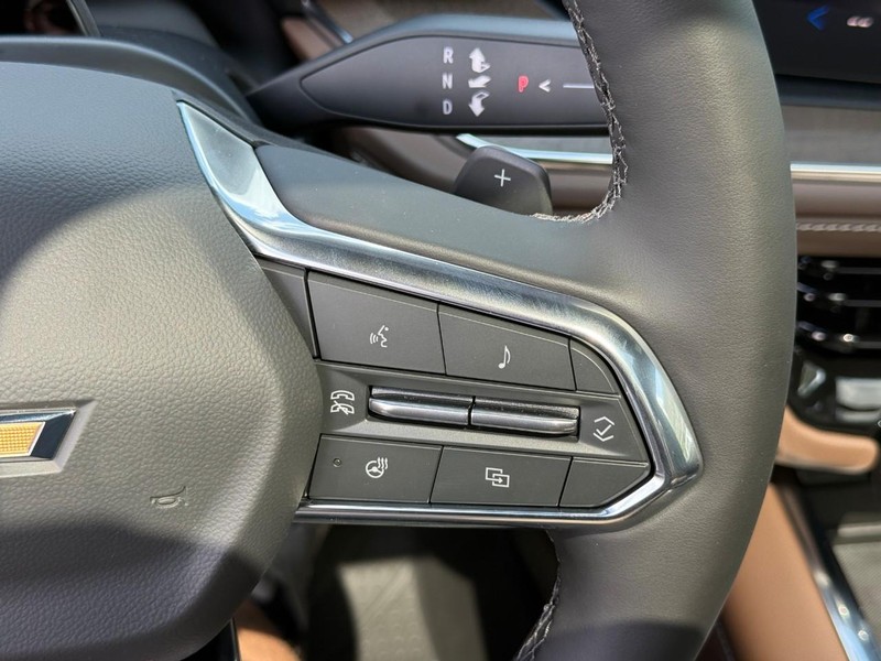 Chevrolet Tahoe Vehicle Full-screen Gallery Image 16