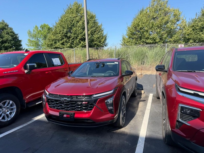Chevrolet Trax Vehicle Full-screen Gallery Image 2