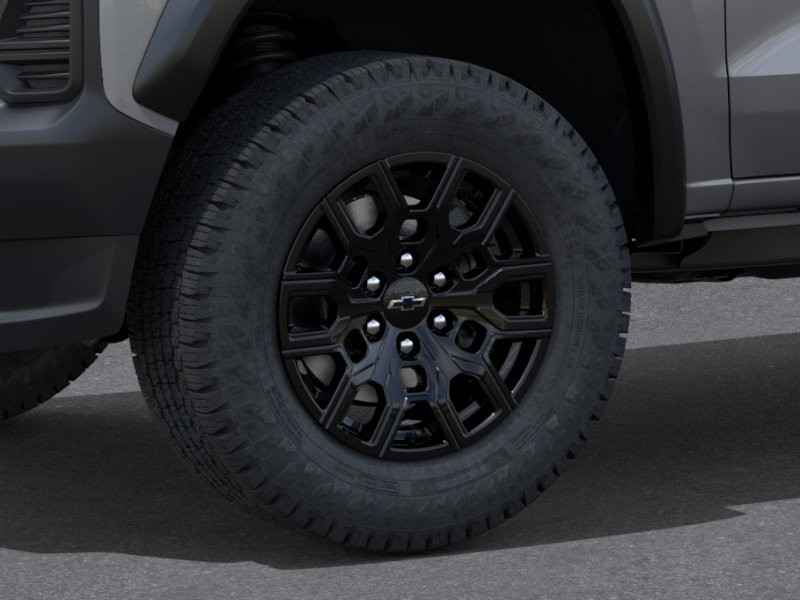 Chevrolet Colorado Vehicle Full-screen Gallery Image 9