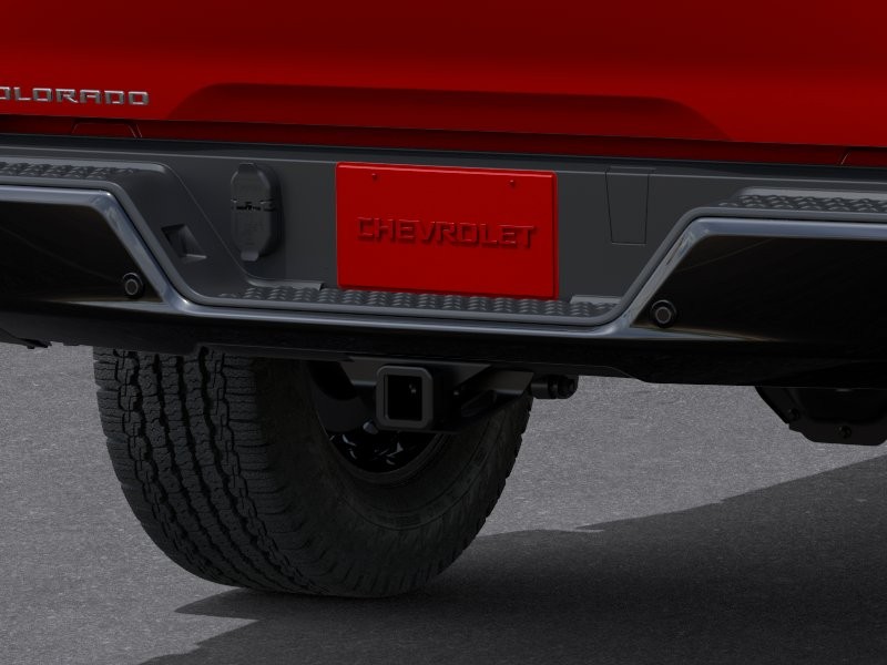 Chevrolet Colorado Vehicle Full-screen Gallery Image 14