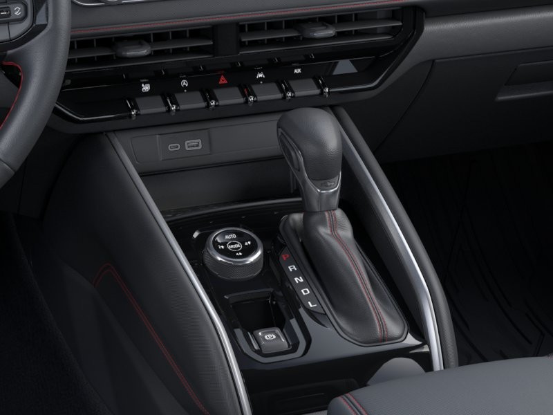 Chevrolet Colorado Vehicle Full-screen Gallery Image 23