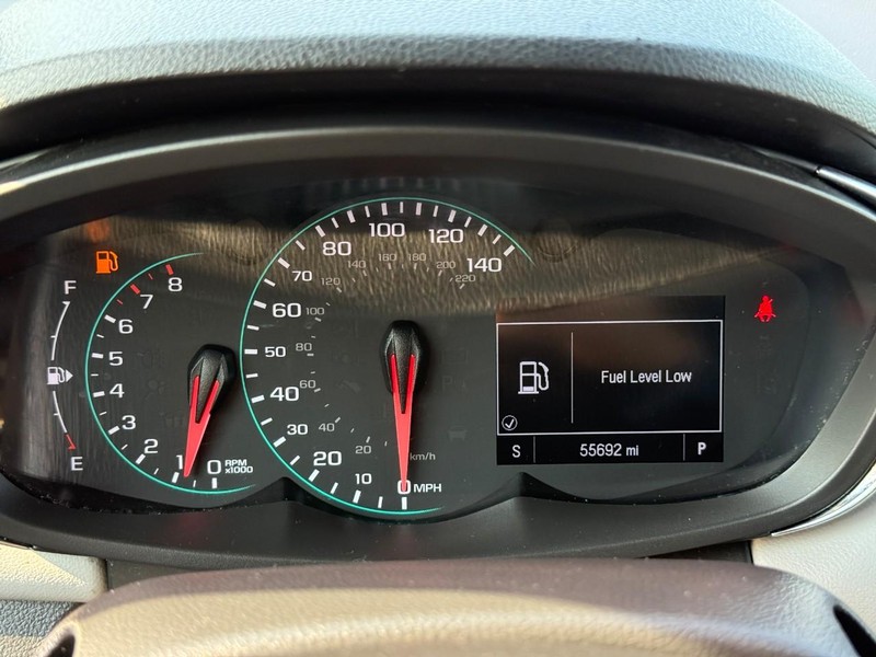 Chevrolet Trax Vehicle Full-screen Gallery Image 20