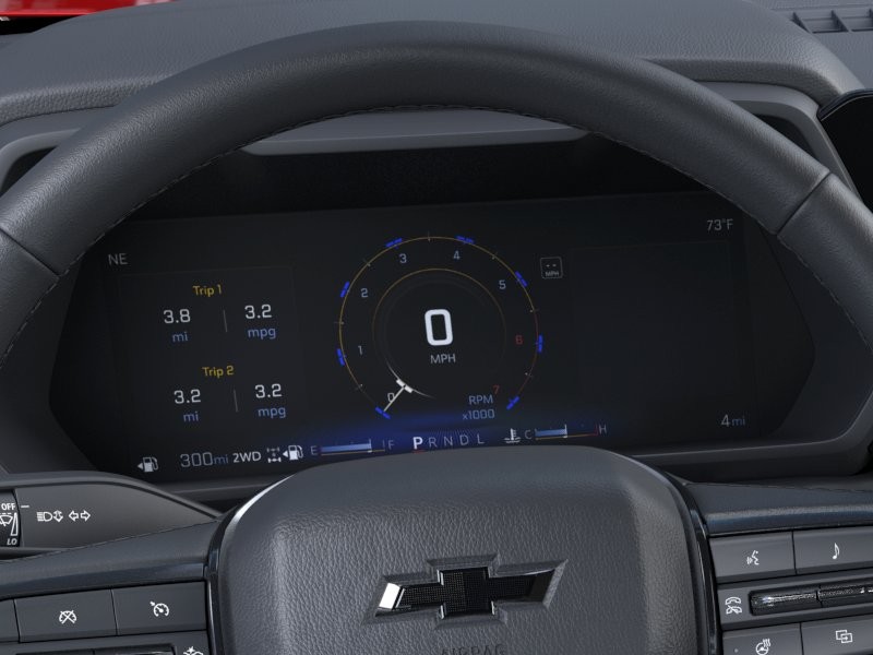 Chevrolet Colorado Vehicle Full-screen Gallery Image 18