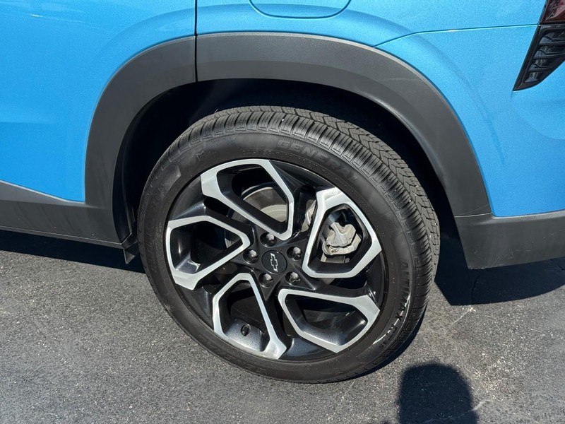 Chevrolet Trax Vehicle Full-screen Gallery Image 4