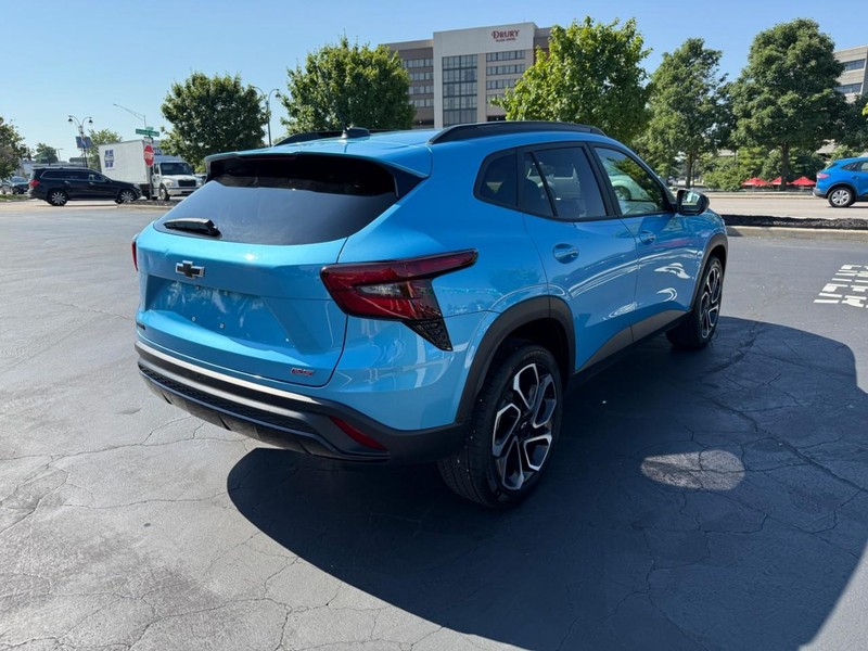 Chevrolet Trax Vehicle Full-screen Gallery Image 8