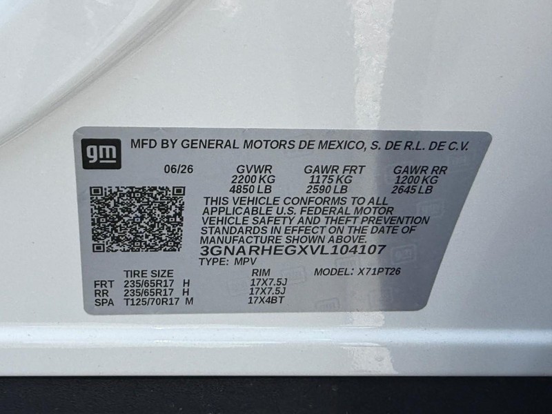 Chevrolet Equinox Vehicle Full-screen Gallery Image 17