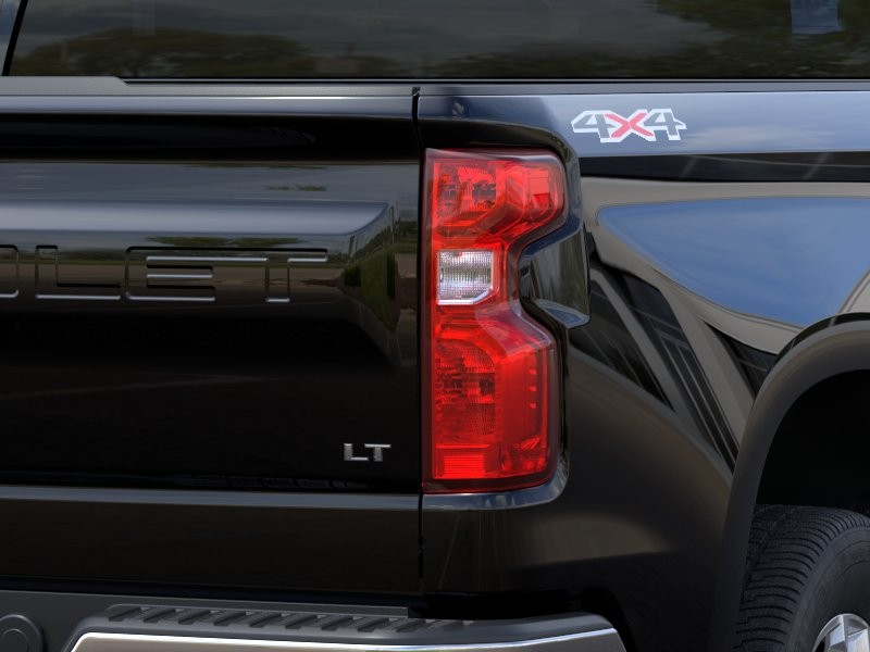 Chevrolet Silverado 1500 Vehicle Full-screen Gallery Image 11