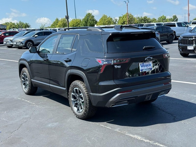 Chevrolet Equinox Vehicle Full-screen Gallery Image 3