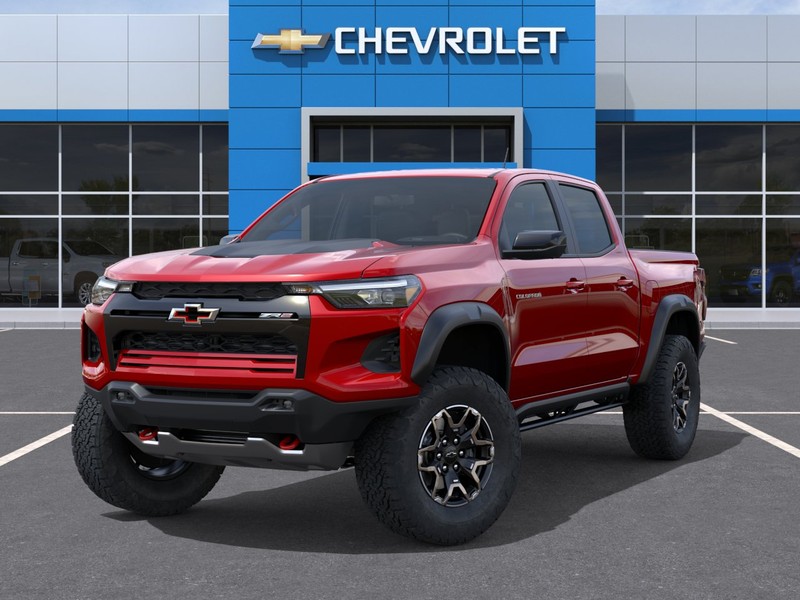 Chevrolet Colorado Vehicle Full-screen Gallery Image 6