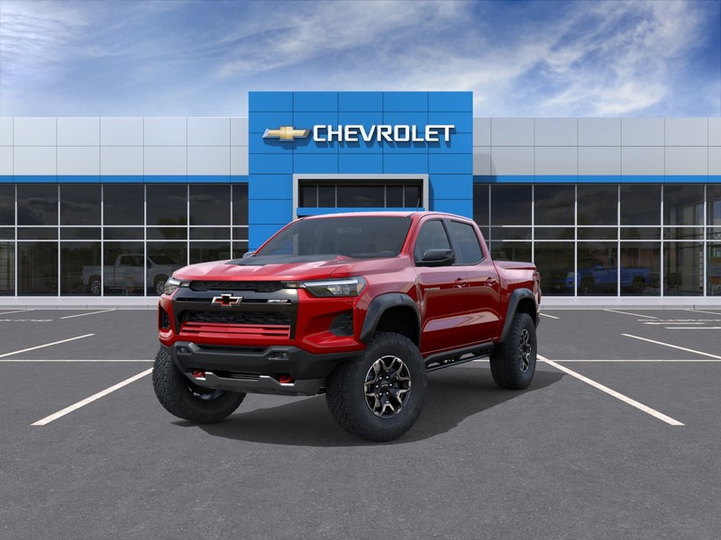 Chevrolet Colorado Vehicle Full-screen Gallery Image 8