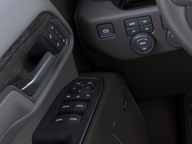 Chevrolet Silverado 2500HD Vehicle Full-screen Gallery Image 22