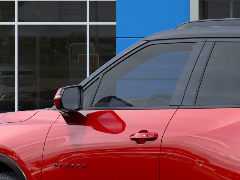 Chevrolet Blazer Vehicle Full-screen Gallery Image 12