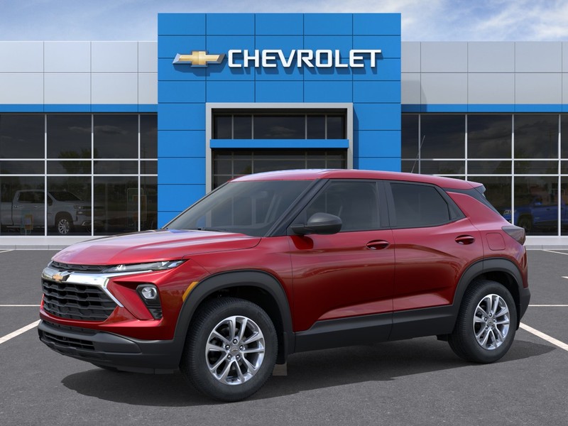 Chevrolet Trailblazer Vehicle Full-screen Gallery Image 2