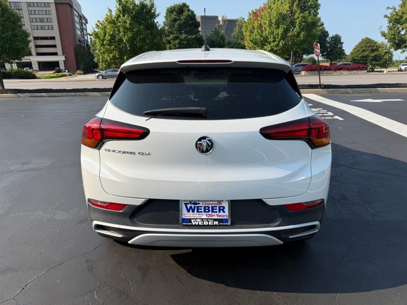 Buick Encore GX Vehicle Full-screen Gallery Image 6