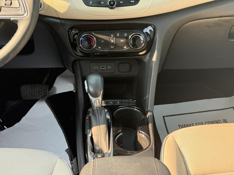 Buick Encore GX Vehicle Full-screen Gallery Image 15