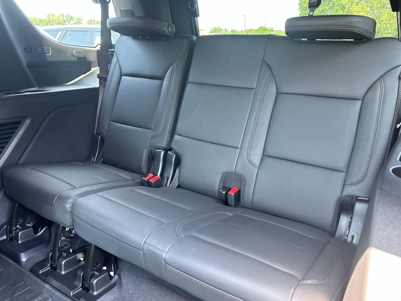 Chevrolet Tahoe Vehicle Full-screen Gallery Image 6