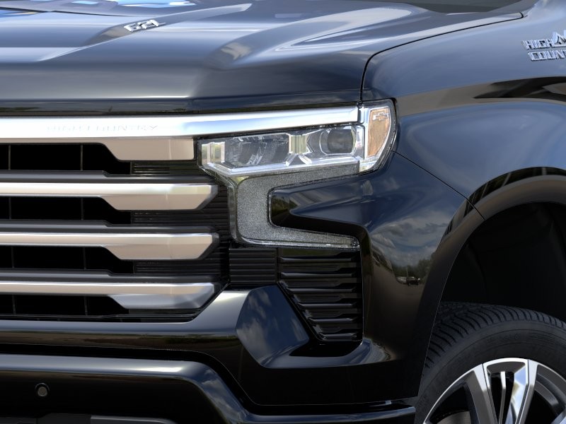 Chevrolet Silverado 1500 Vehicle Full-screen Gallery Image 10