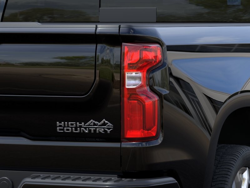 Chevrolet Silverado 1500 Vehicle Full-screen Gallery Image 11