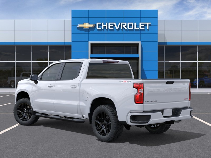 Chevrolet Silverado 1500 Vehicle Full-screen Gallery Image 3