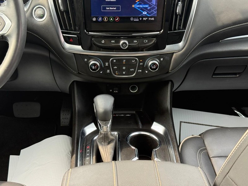 Chevrolet Traverse Vehicle Full-screen Gallery Image 15
