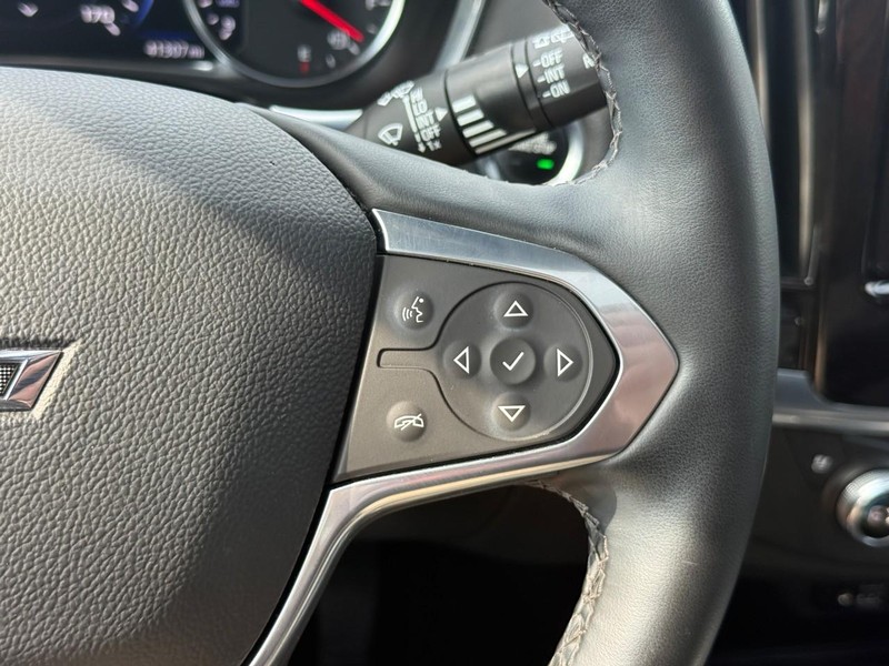 Chevrolet Traverse Vehicle Full-screen Gallery Image 21