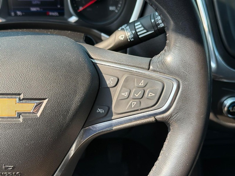 Chevrolet Equinox Vehicle Full-screen Gallery Image 19