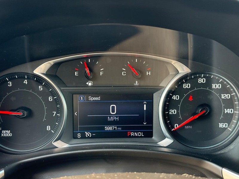 Chevrolet Equinox Vehicle Full-screen Gallery Image 20