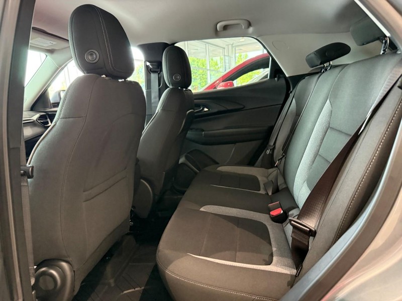 Chevrolet TrailBlazer Vehicle Full-screen Gallery Image 5