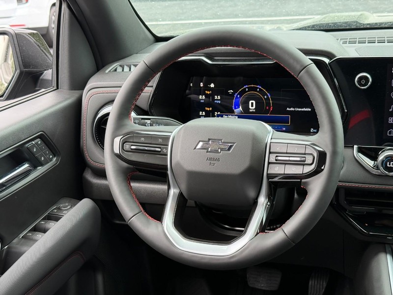 Chevrolet Colorado Vehicle Full-screen Gallery Image 7