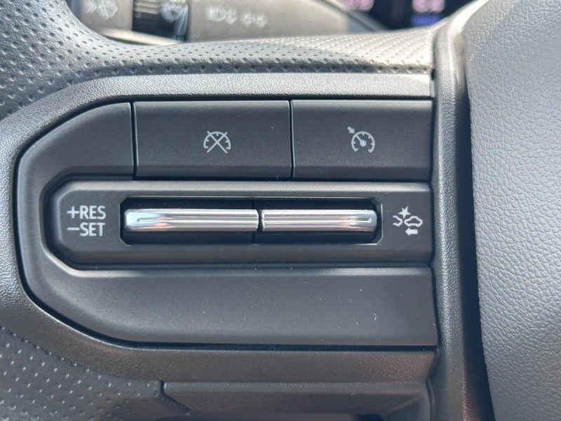 Chevrolet Colorado Vehicle Full-screen Gallery Image 14